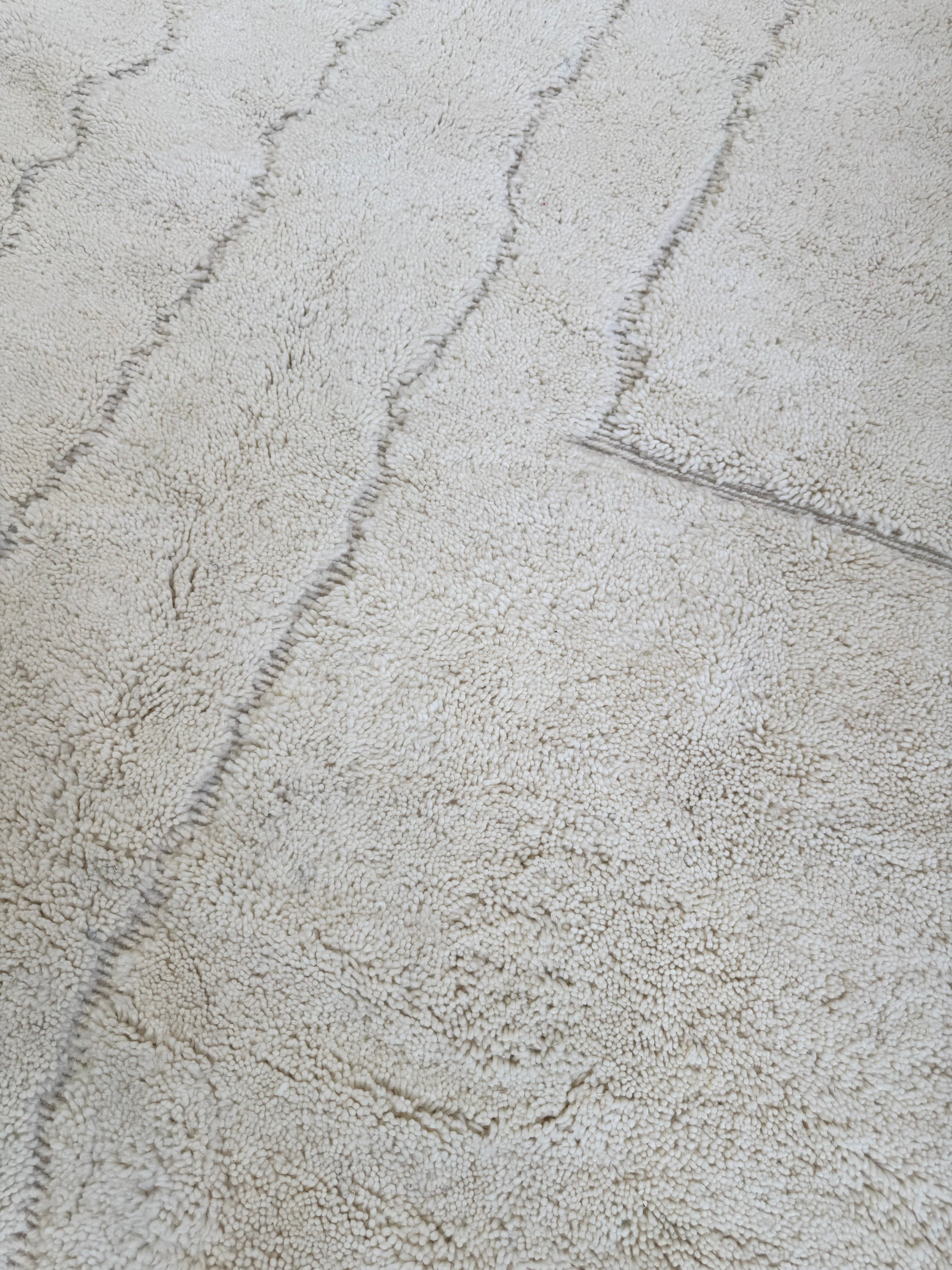 Vintage Moroccan Rug - Cream